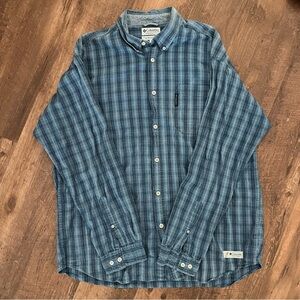 Columbia Men's Casual Blue Checkered Shirt
